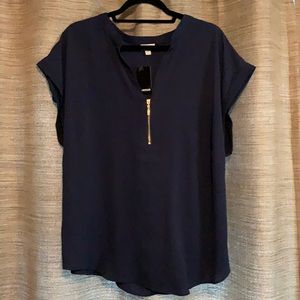 Plus size top from Avenue size 18 with gold zipper